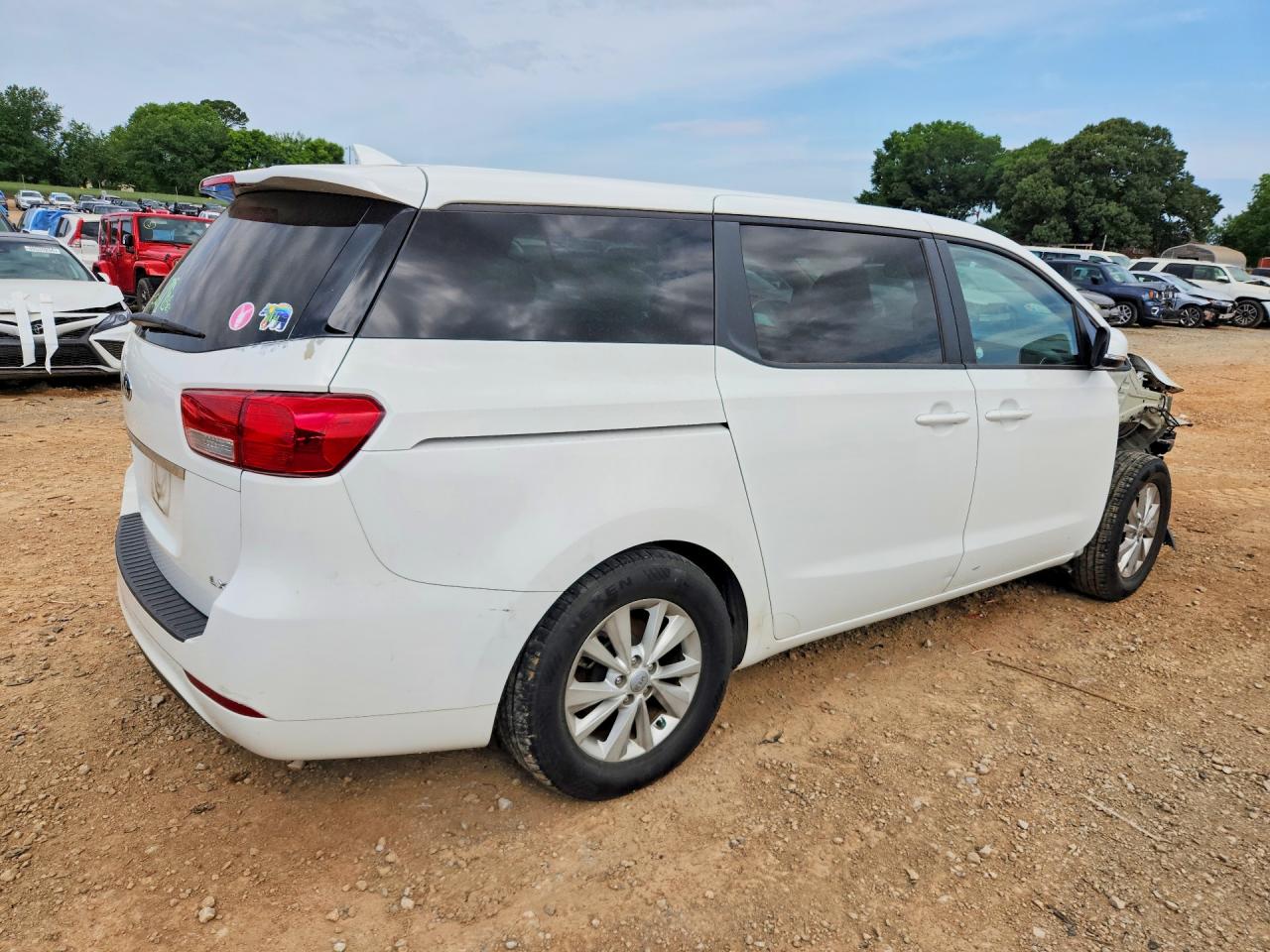 2017 KIA SEDONA LX photo 7