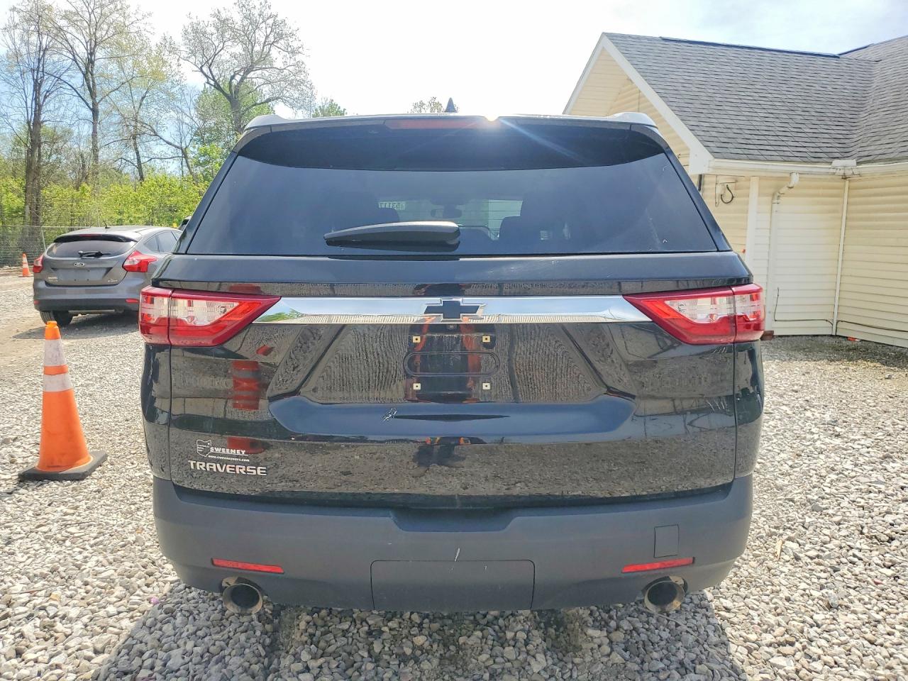 2019 CHEVROLET TRAVERSE LS photo 11