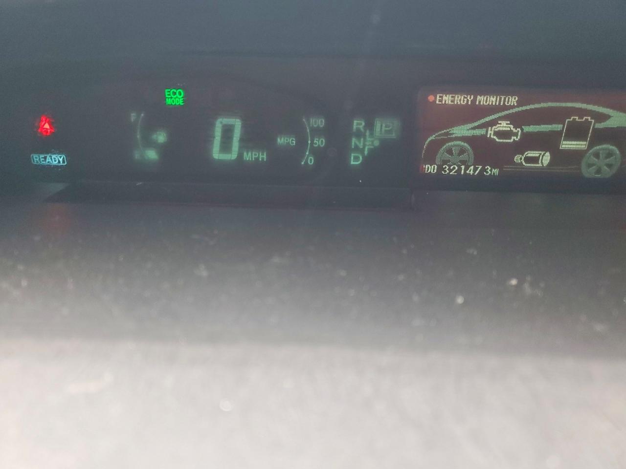 2011 TOYOTA PRIUS TWO photo 17