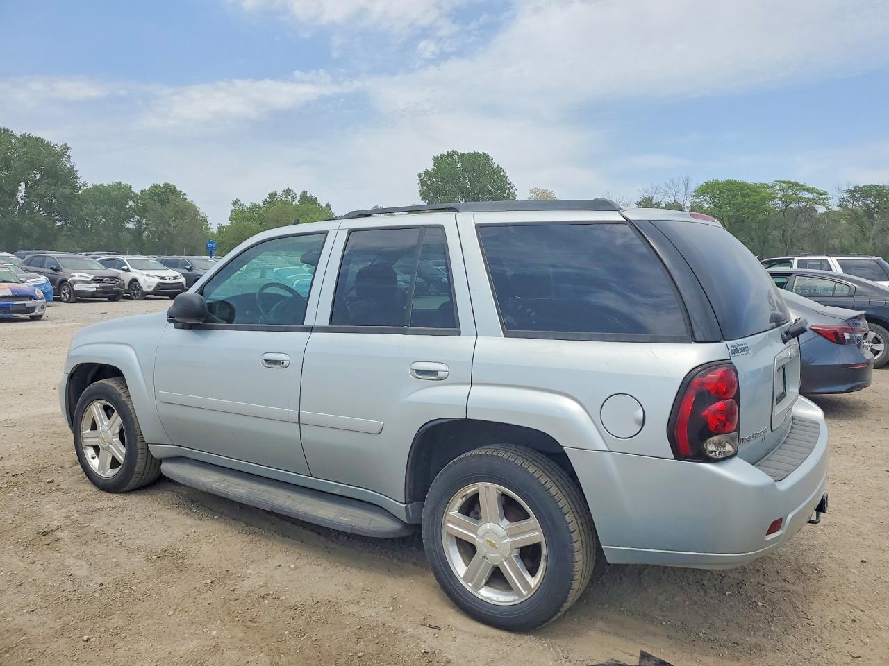 2007 CHEVROLET TRAILBLAZER LS photo 4