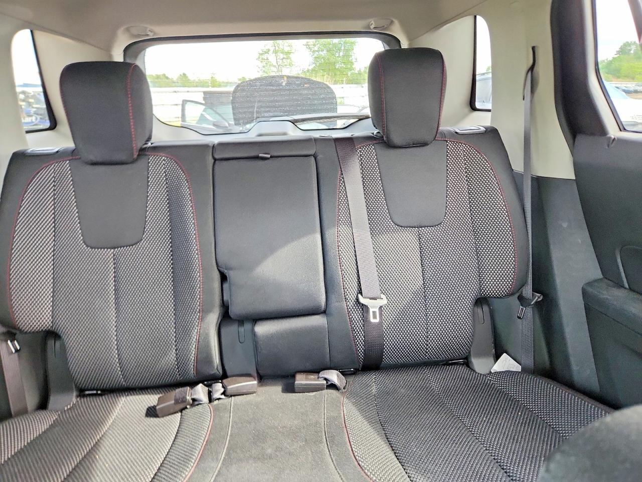 2017 GMC TERRAIN SLE photo 28
