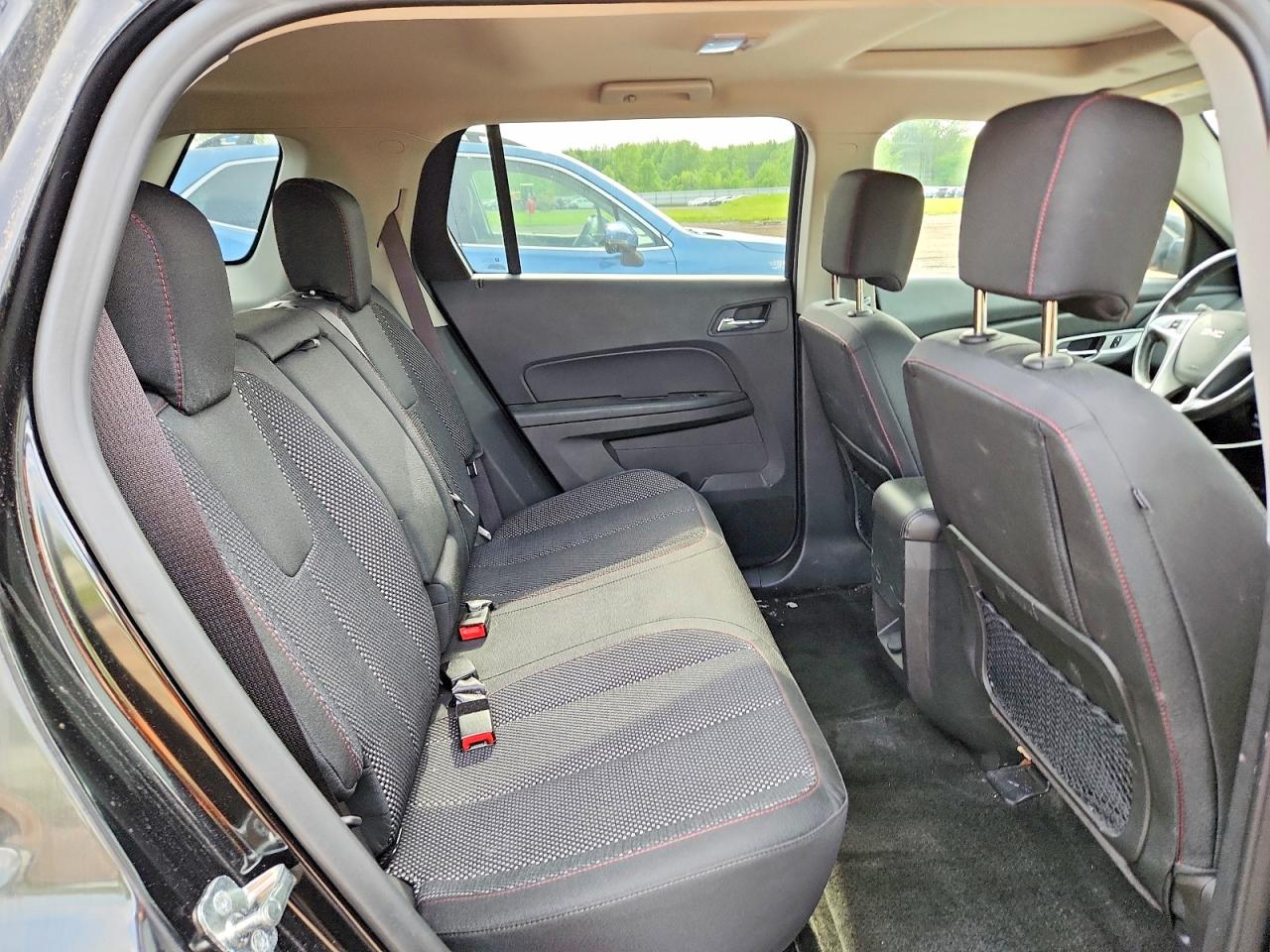 2017 GMC TERRAIN SLE photo 31