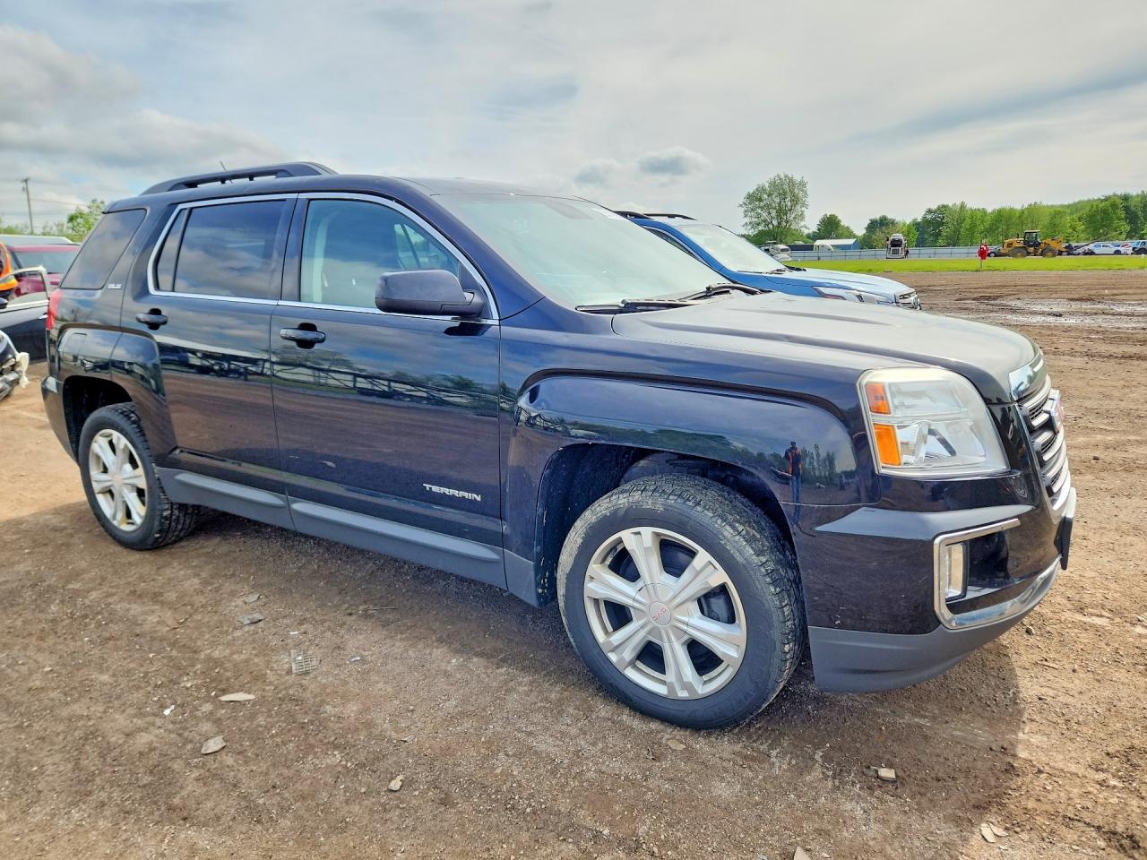 2017 GMC TERRAIN SLE photo 10