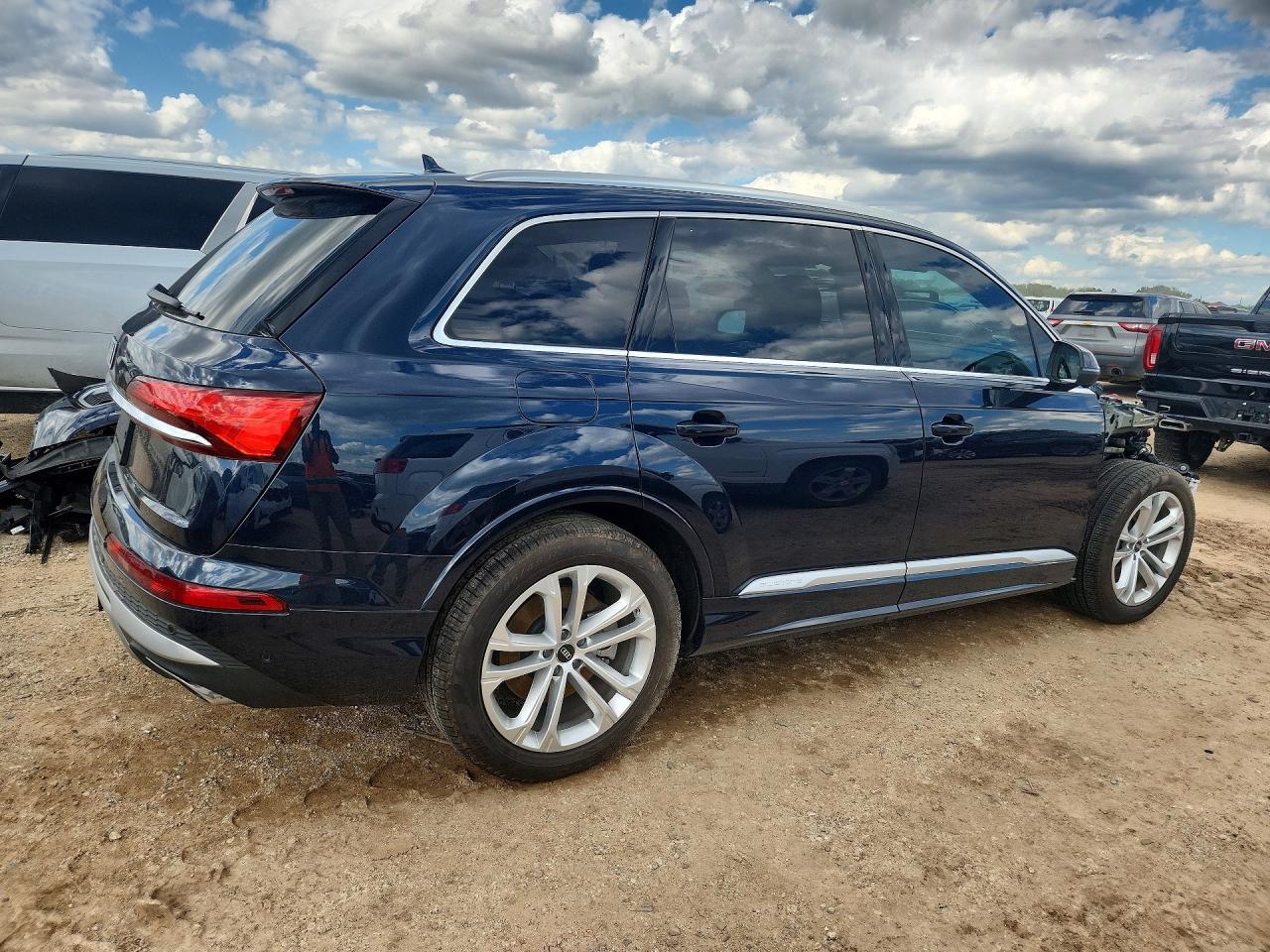 2025 AUDI Q7 PRESTIGE photo 5