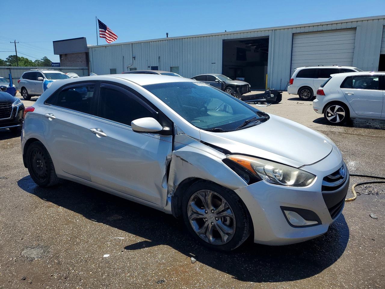 2013 HYUNDAI ELANTRA GT BASE photo 4