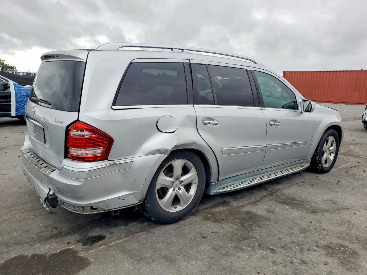 2010 MERCEDES-BENZ GL 450 4MATIC photo 3