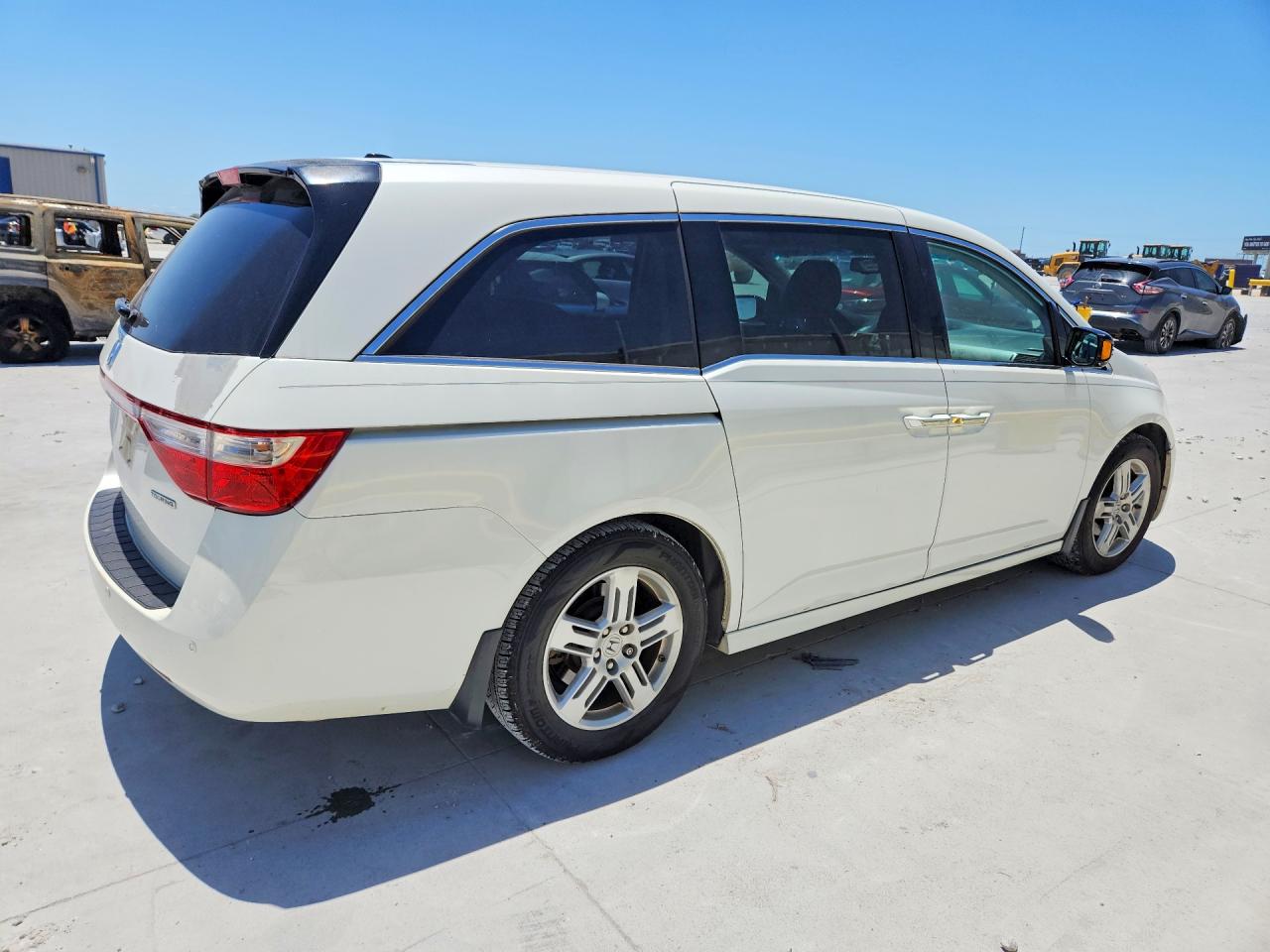 2012 HONDA ODYSSEY TOURING photo 7