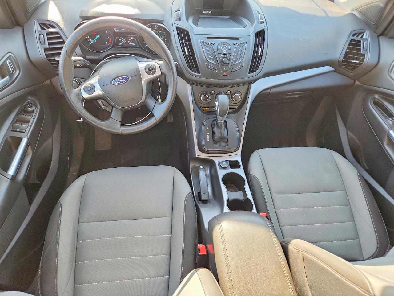 2016 FORD ESCAPE SE photo 15