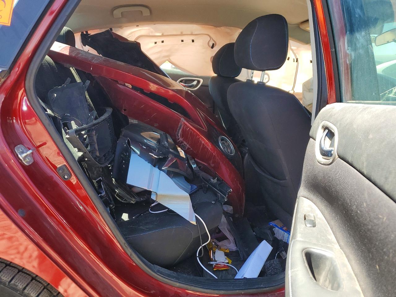 2019 NISSAN SENTRA S photo 19