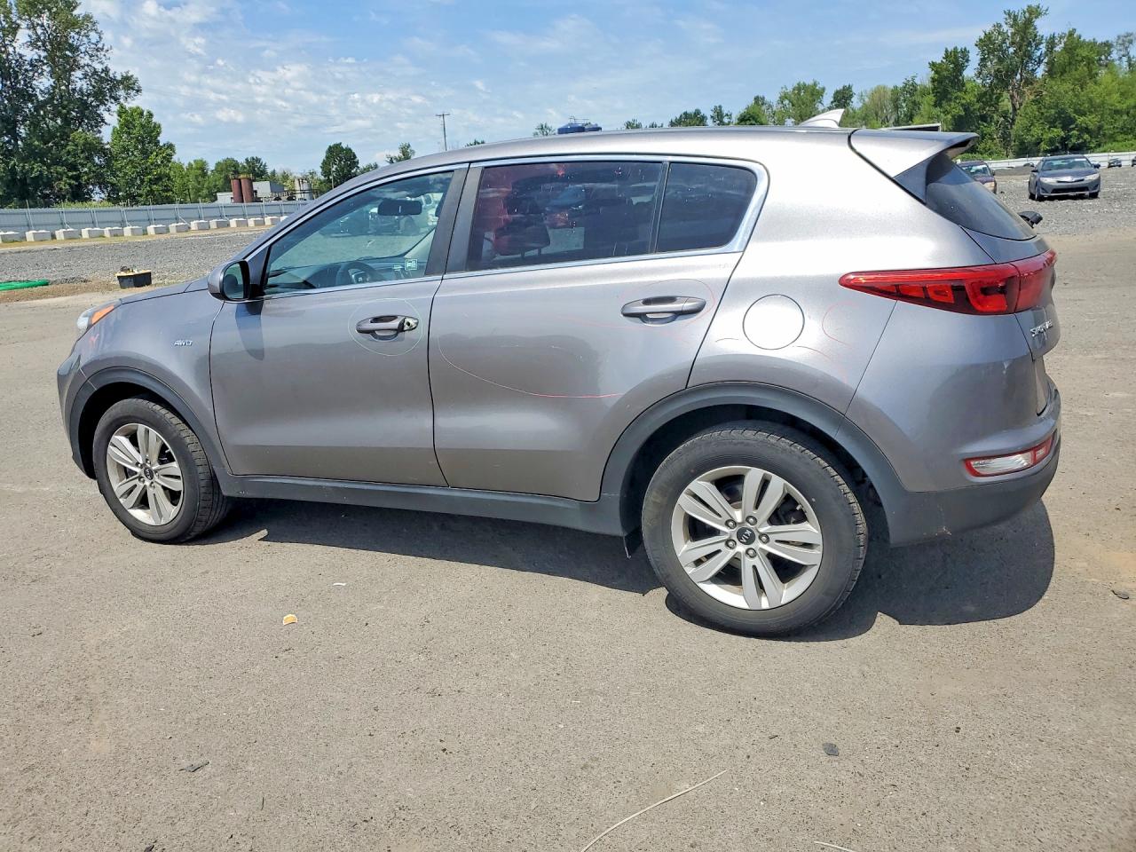 2018 KIA SPORTAGE LX photo 3