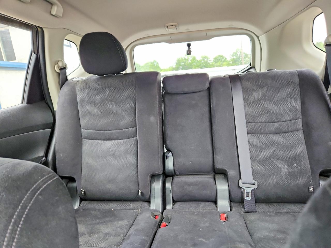 2016 NISSAN ROGUE S photo 10