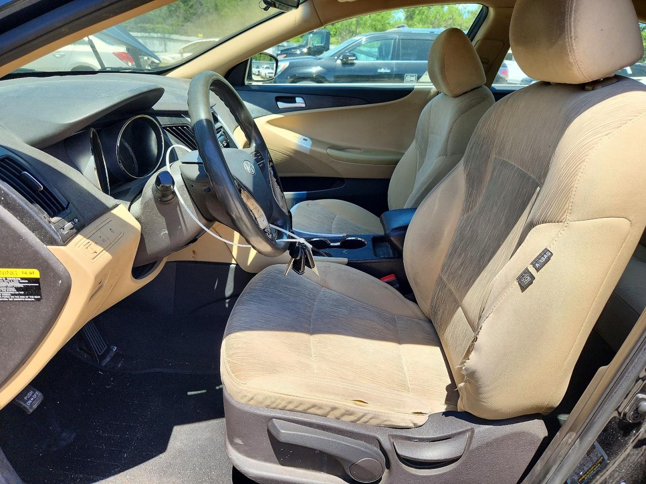2013 HYUNDAI SONATA GLS photo 13
