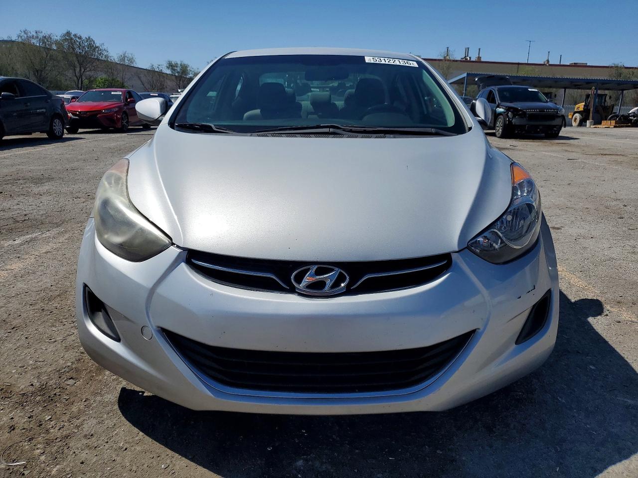 2012 HYUNDAI ELANTRA GLS photo 9