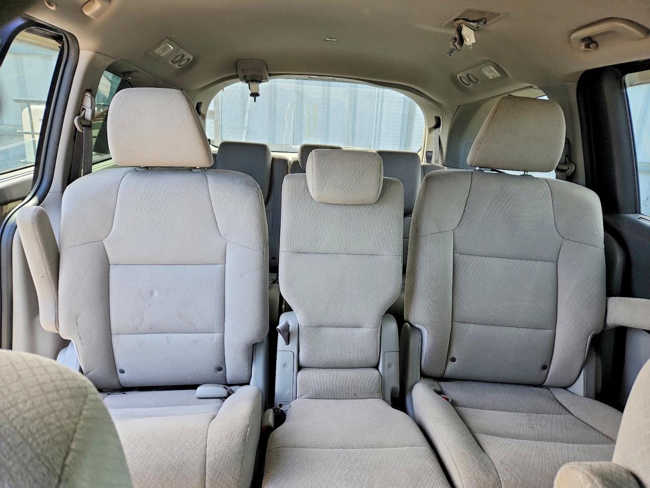 2016 HONDA ODYSSEY EX photo 19