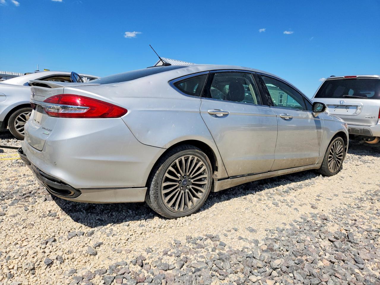 2017 FORD FUSION TITANIUM photo 5