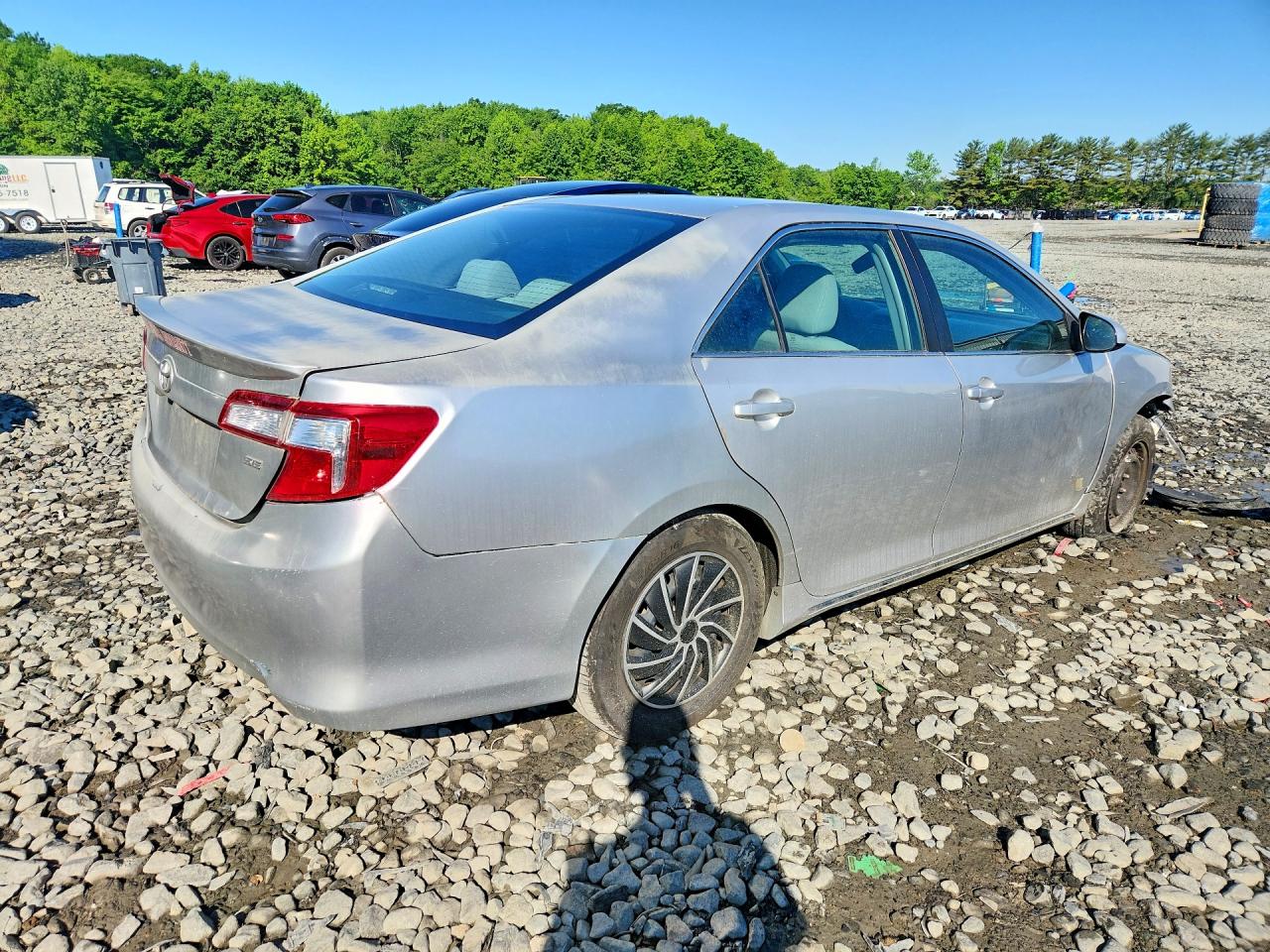2014 TOYOTA CAMRY LE photo 7
