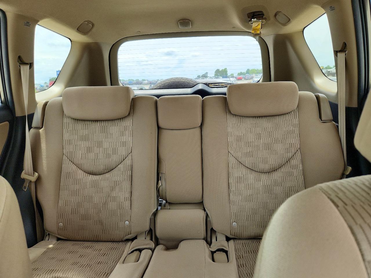 2010 TOYOTA RAV4 BASE photo 19