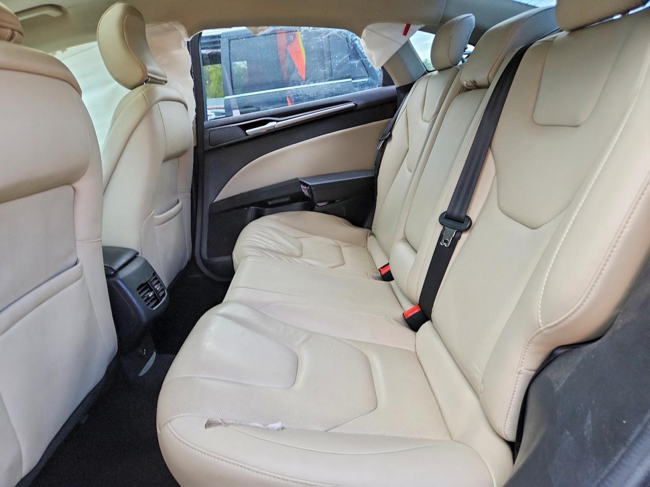 2017 FORD FUSION TITANIUM photo 19