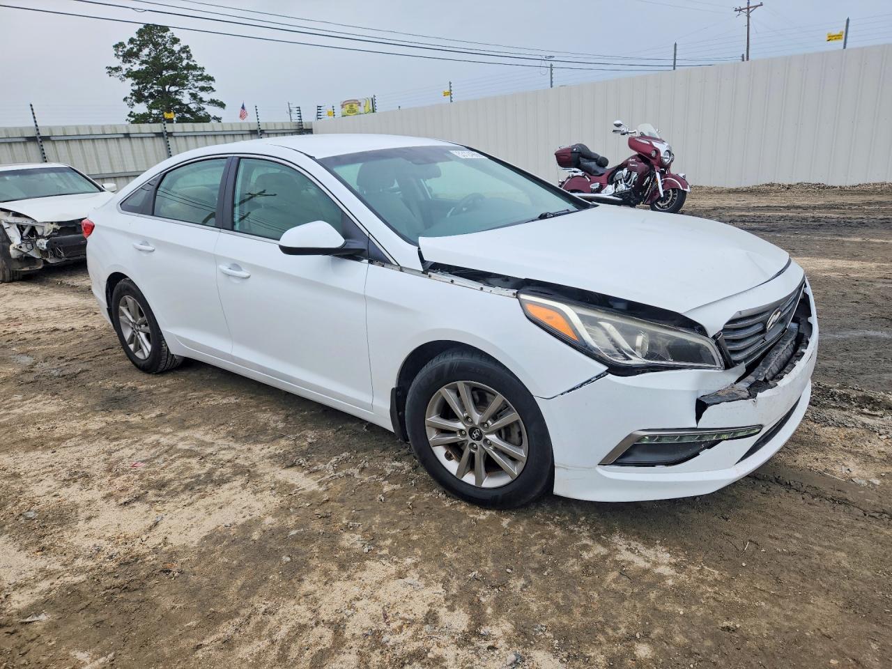 2015 HYUNDAI SONATA SE photo 10