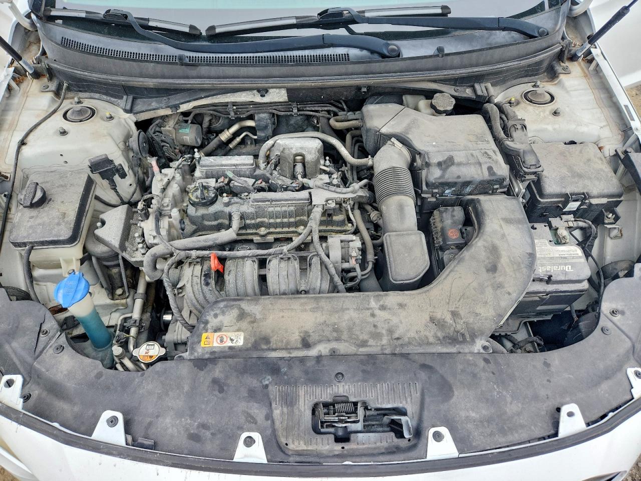 2015 HYUNDAI SONATA SE photo 31