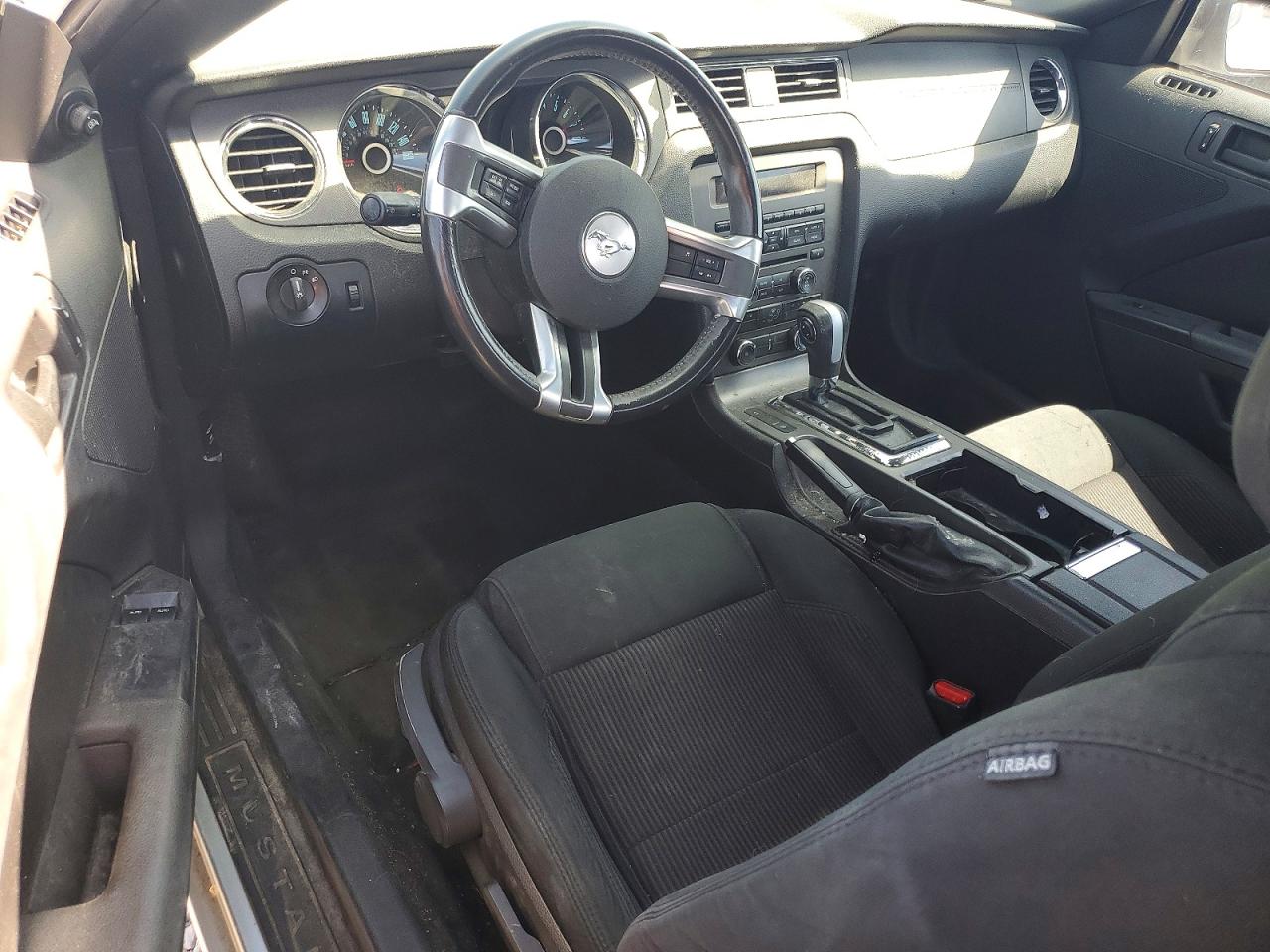 2014 FORD MUSTANG photo 22