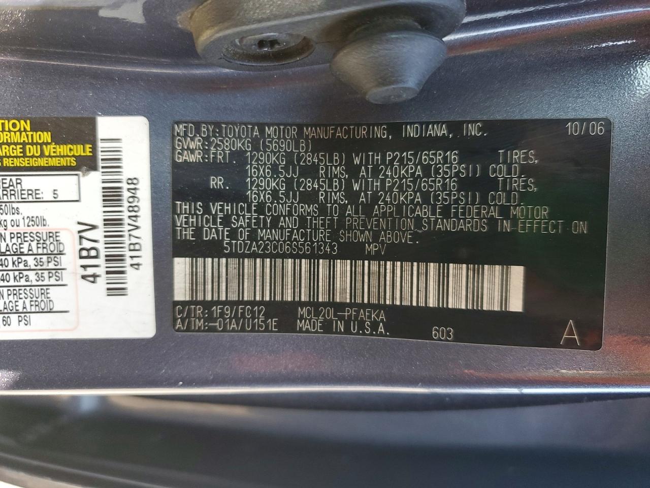 2006 TOYOTA SIENNA photo 25