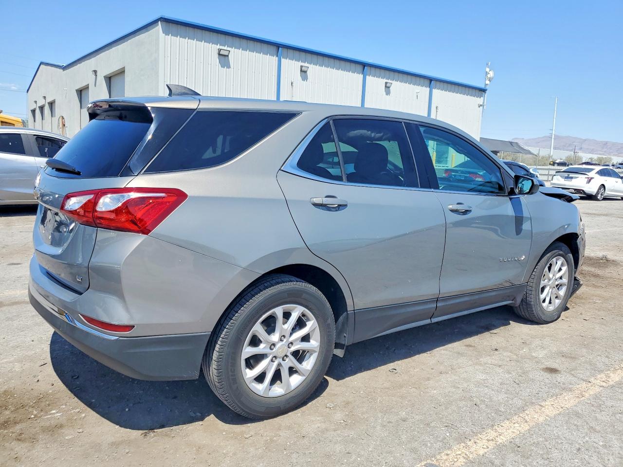 2018 CHEVROLET EQUINOX LT photo 7