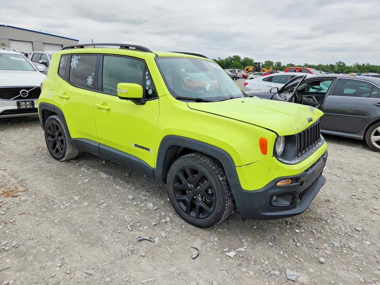 2017 JEEP RENEGADE LATITUDE photo 10