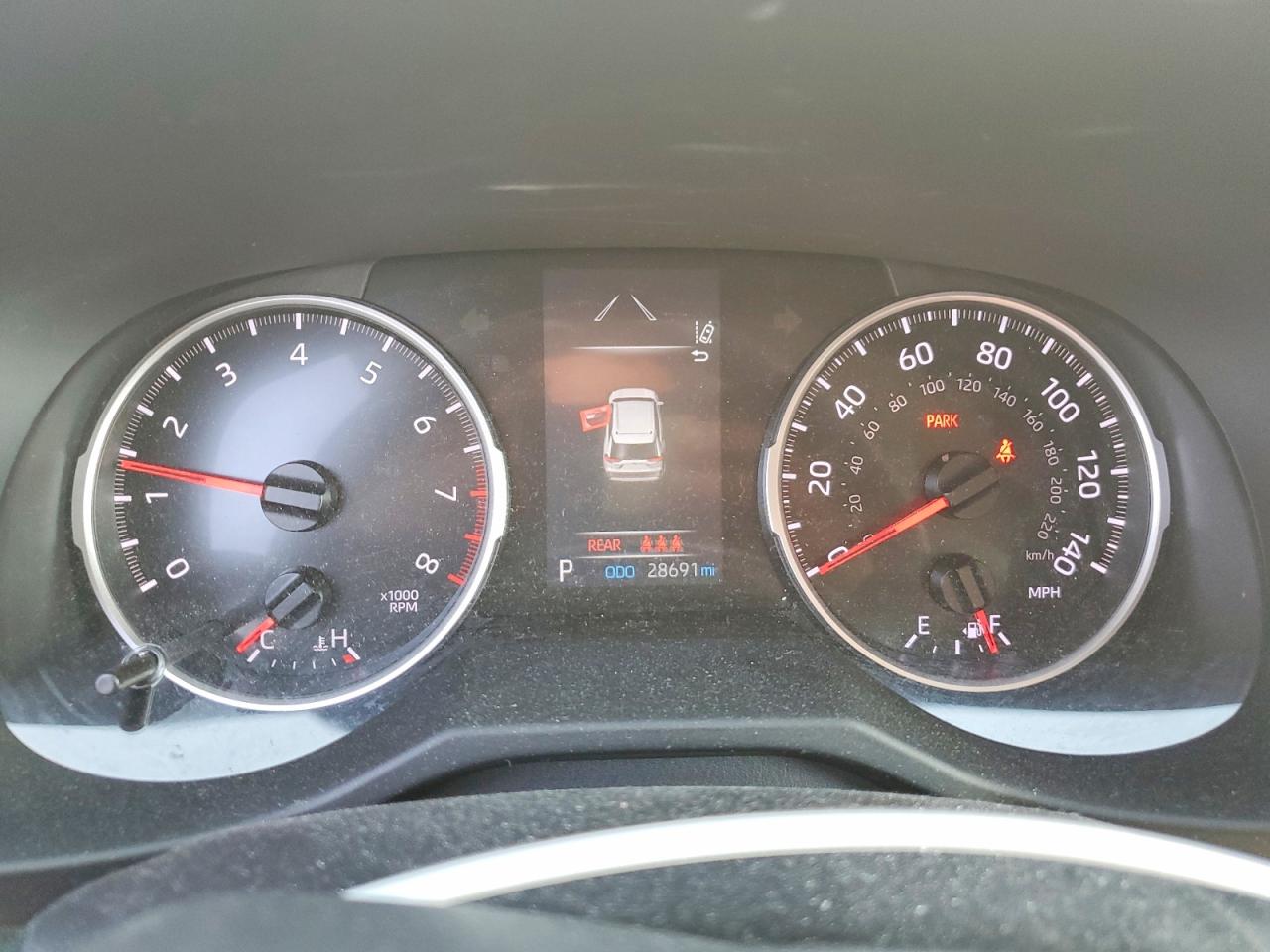 2021 TOYOTA RAV4 LE photo 25