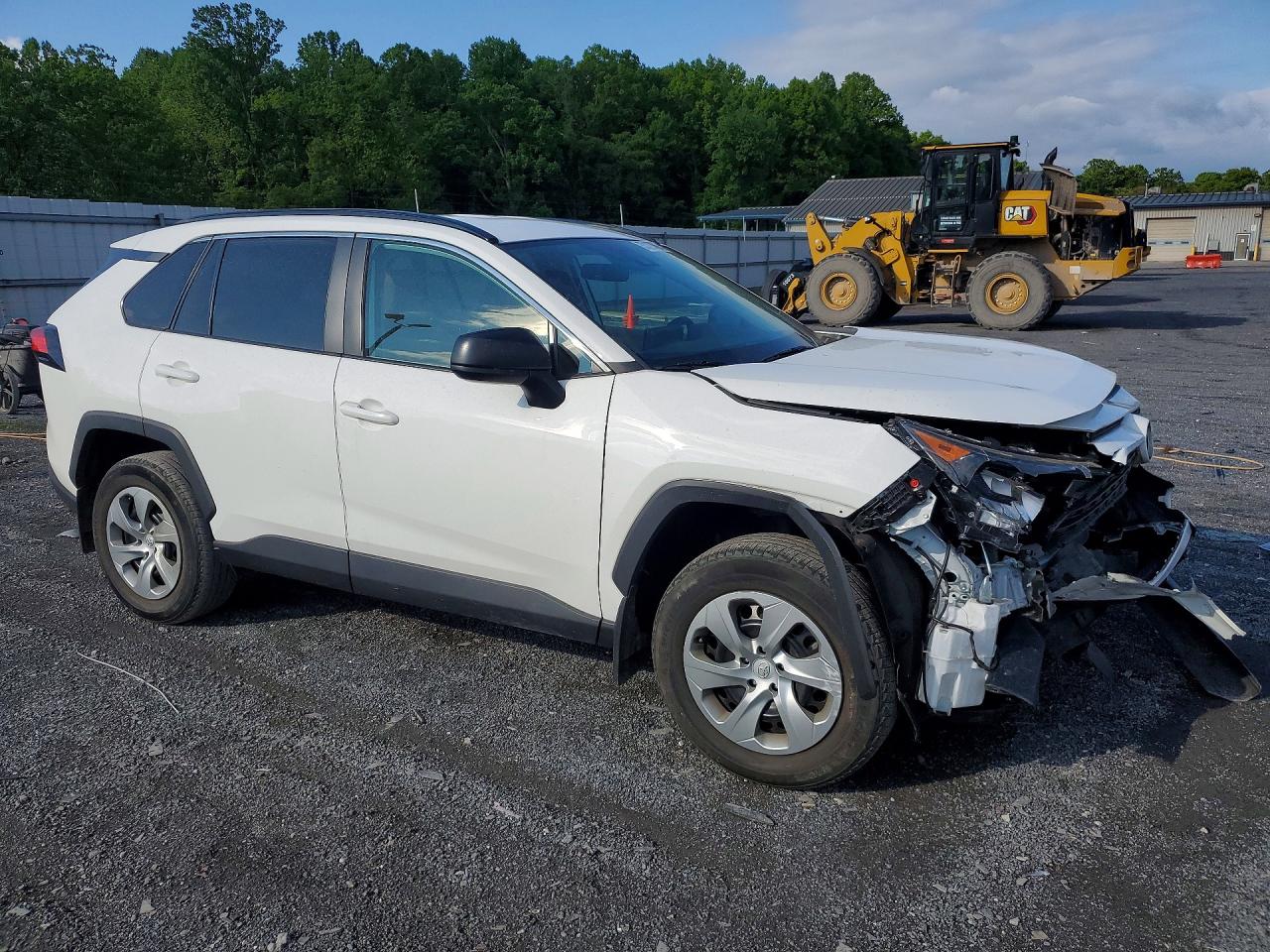 2021 TOYOTA RAV4 LE photo 10