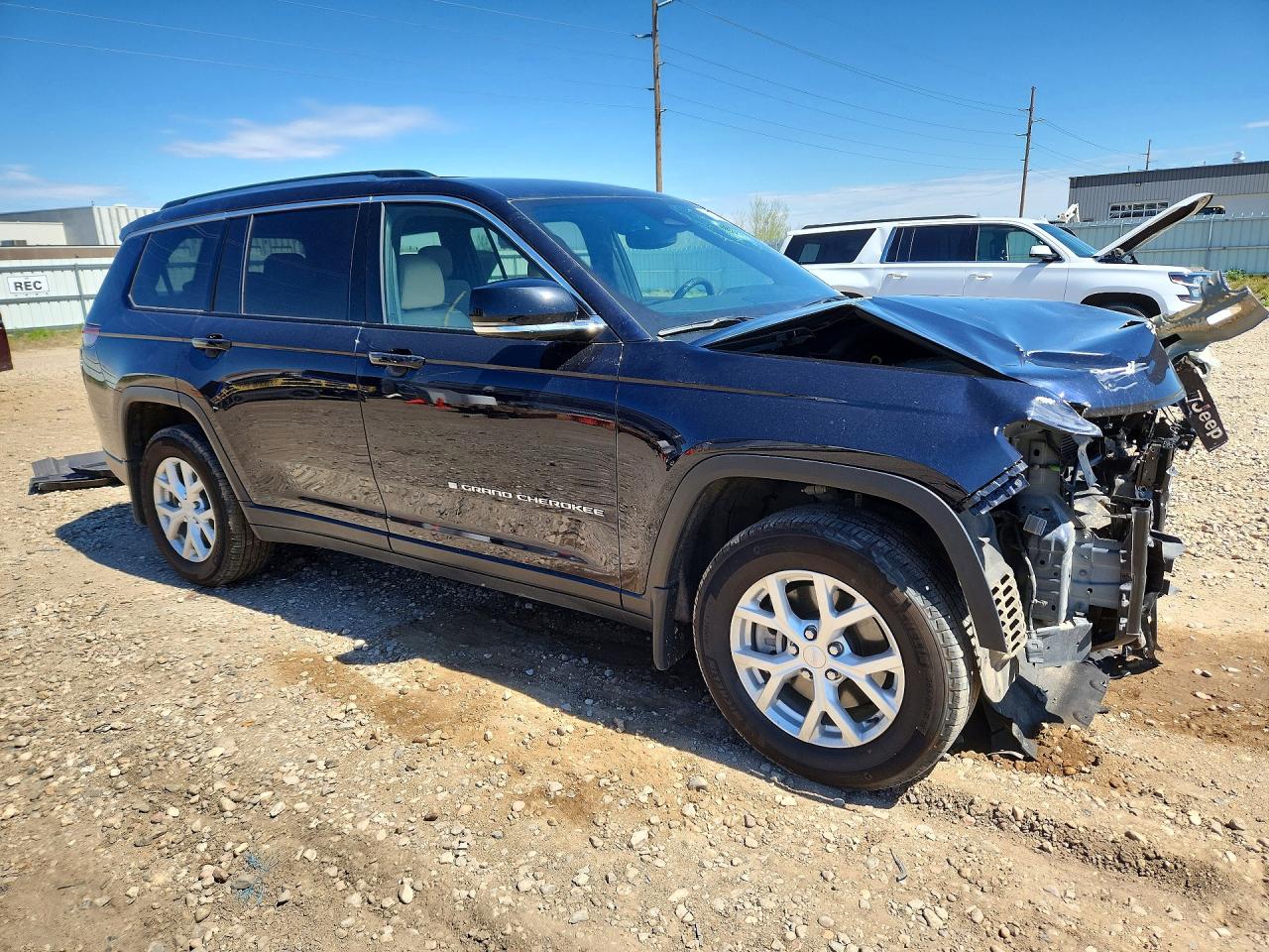 2024 JEEP GRAND CHEROKEE L LIMITED photo 4