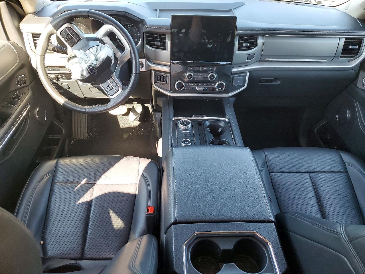 2024 FORD EXPEDITION XLT photo 22