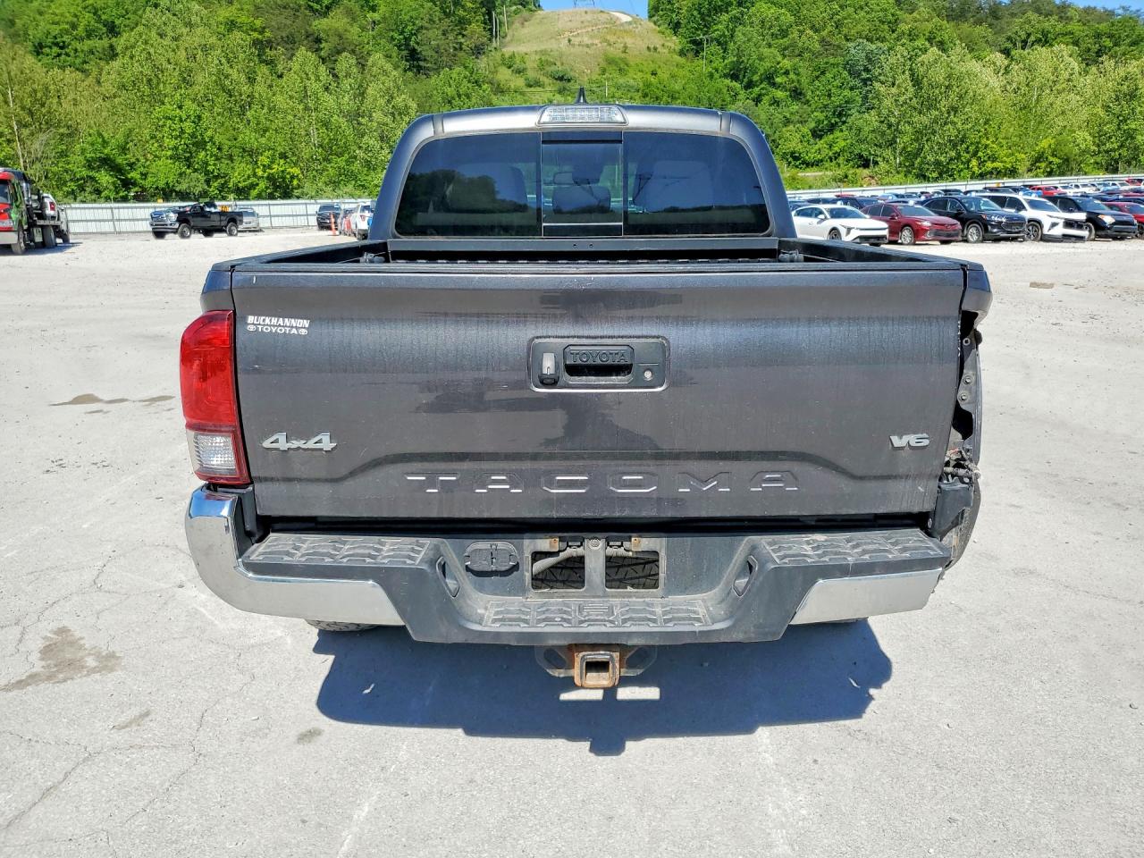 2019 TOYOTA TACOMA SR5 V6 photo 11