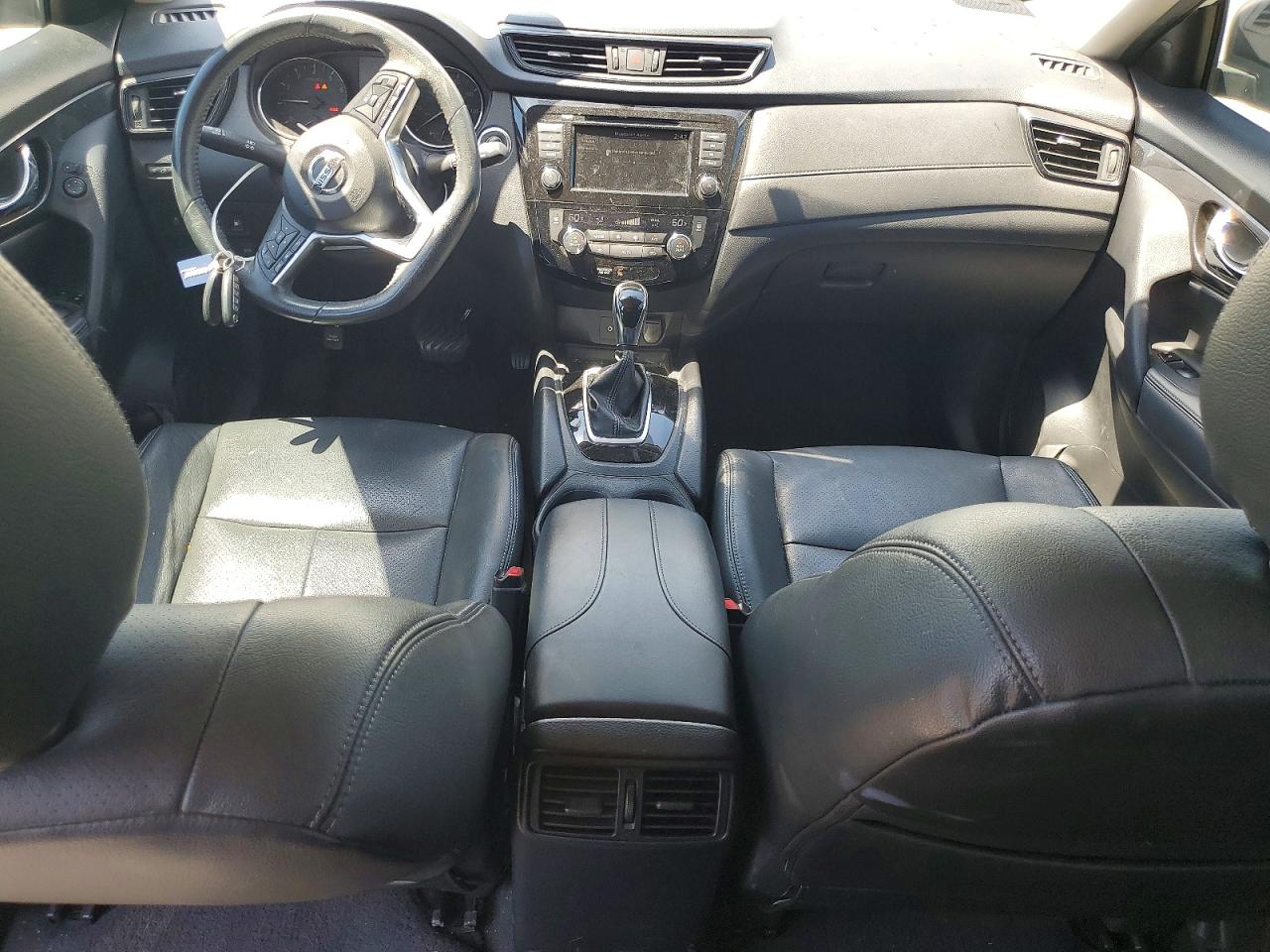 2018 NISSAN ROGUE SV photo 22