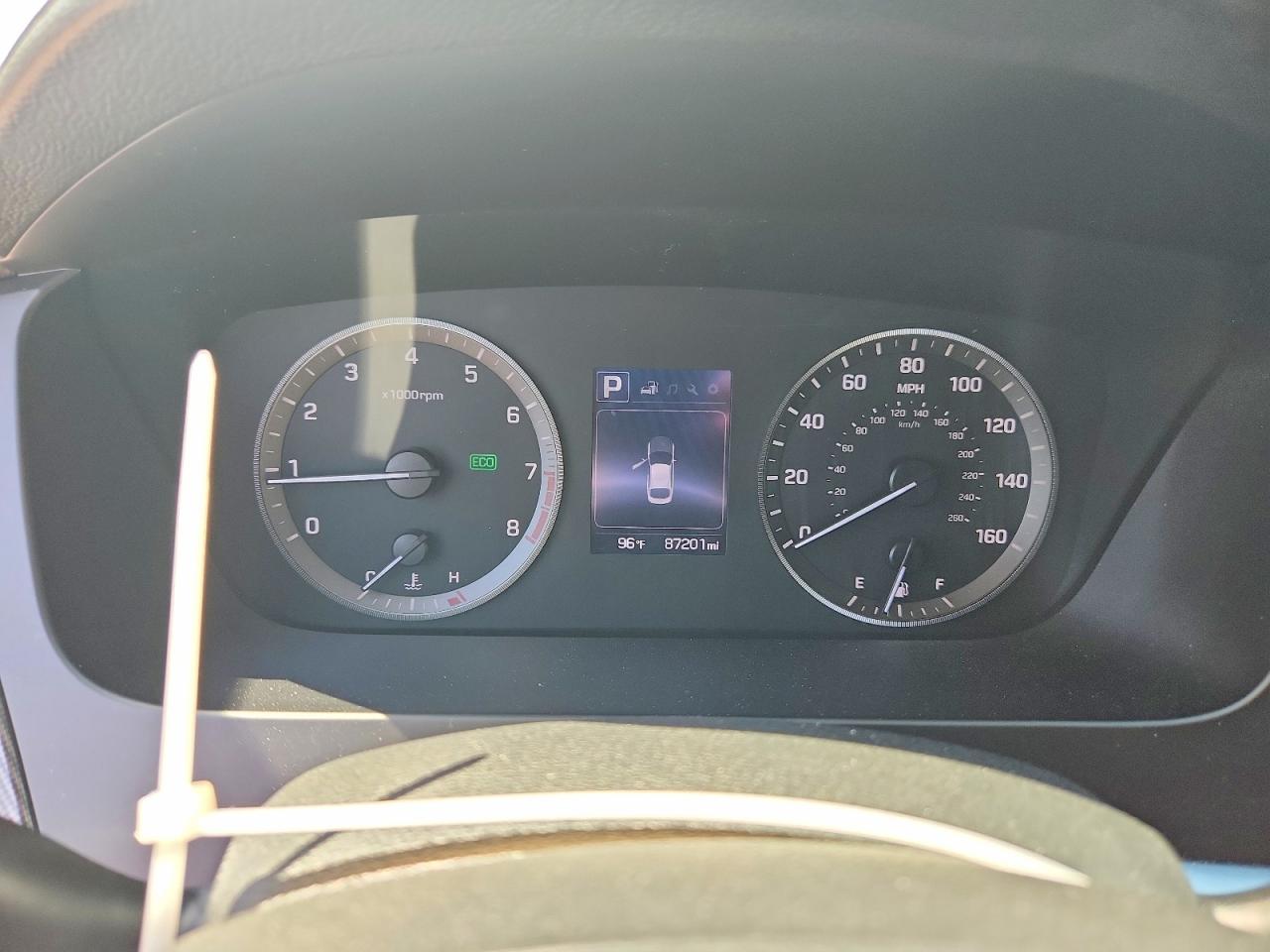 2017 HYUNDAI SONATA SPORT photo 17