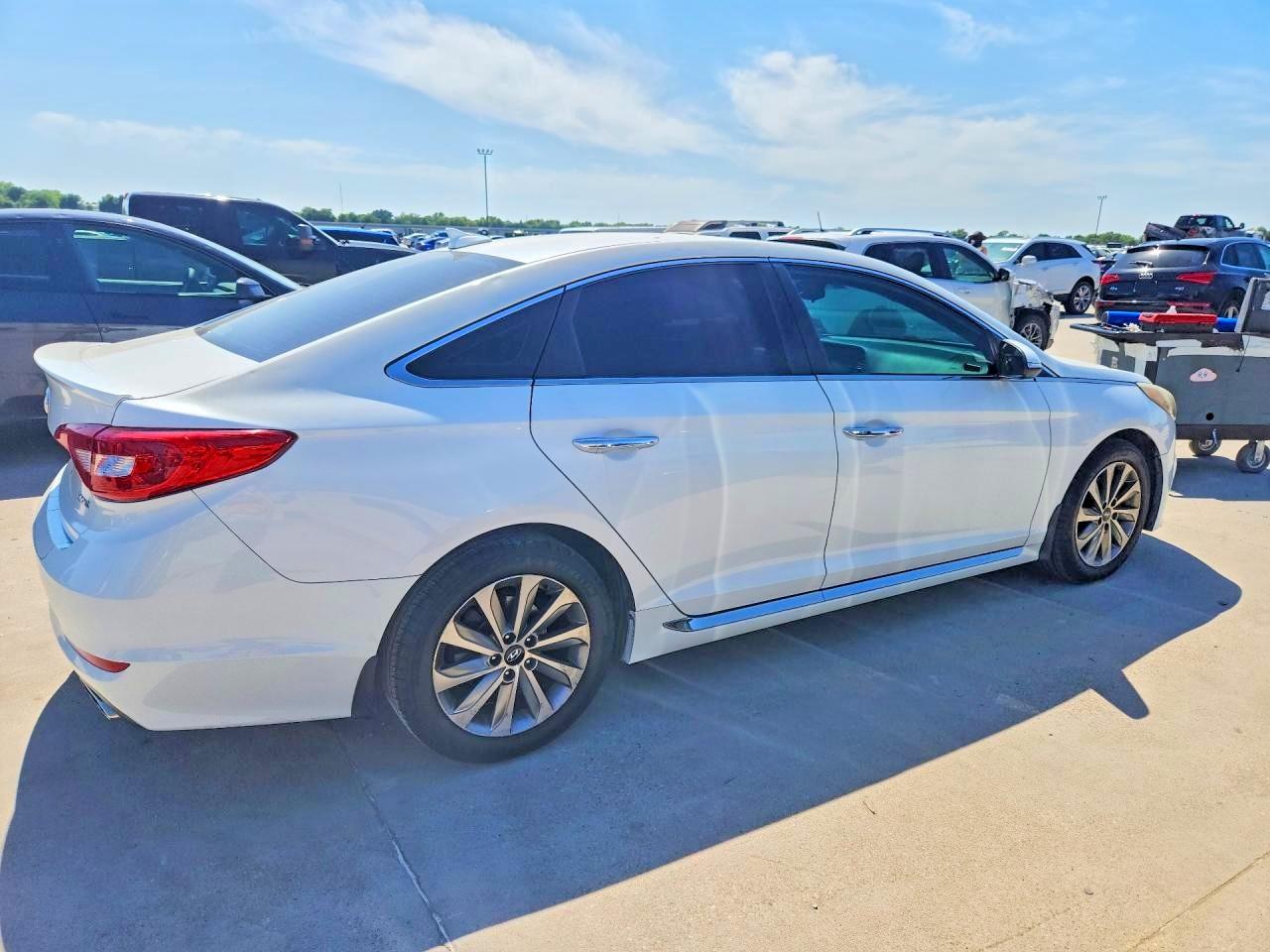 2017 HYUNDAI SONATA SPORT photo 5
