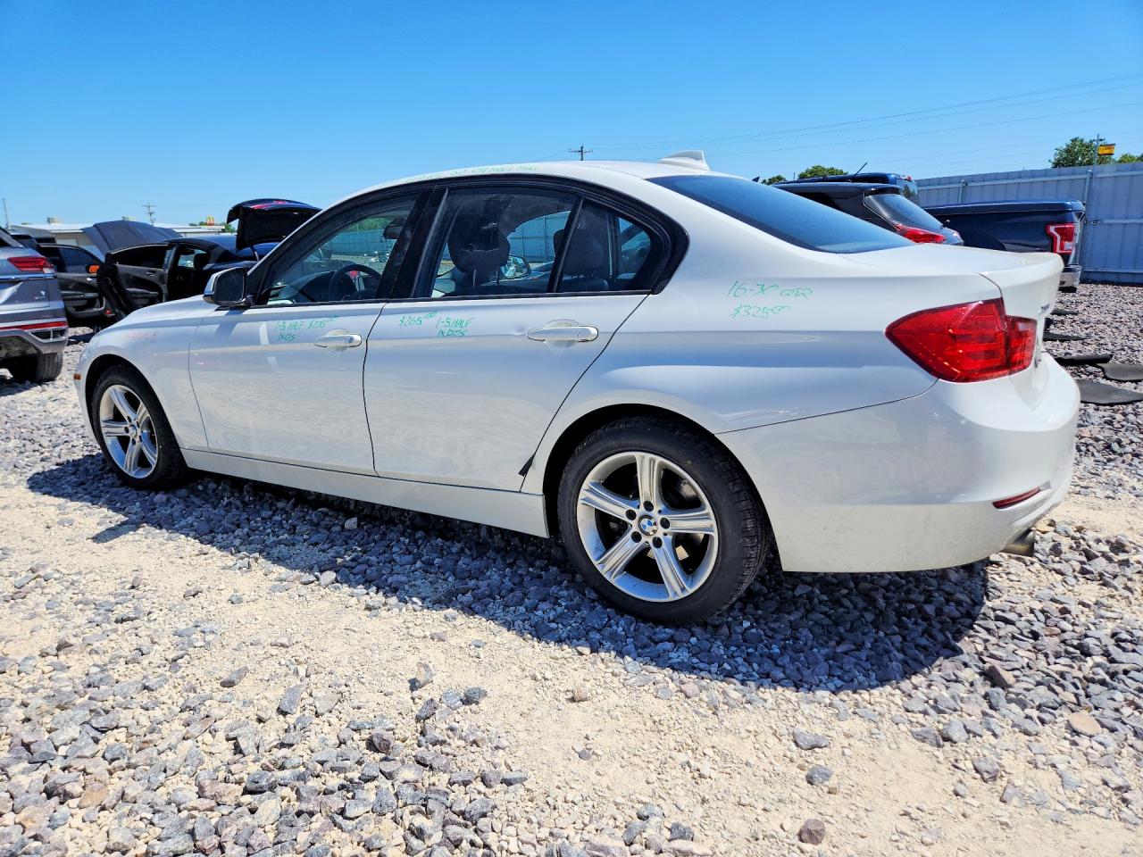 2015 BMW 320 I XDRIVE photo 3