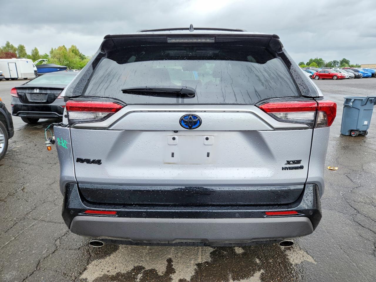 2021 TOYOTA RAV4 XSE photo 11