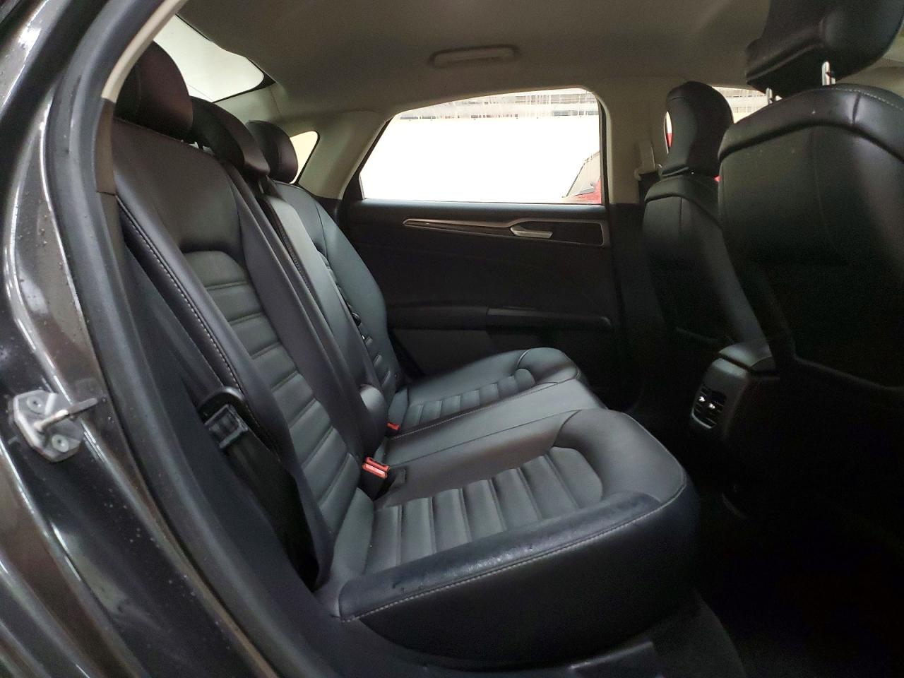 2018 FORD FUSION SE photo 10