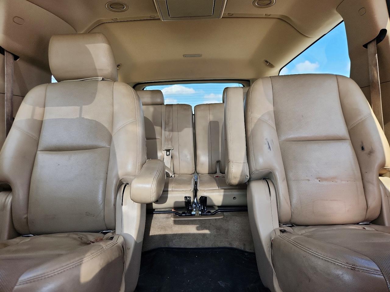 2013 GMC YUKON XL DENALI photo 19