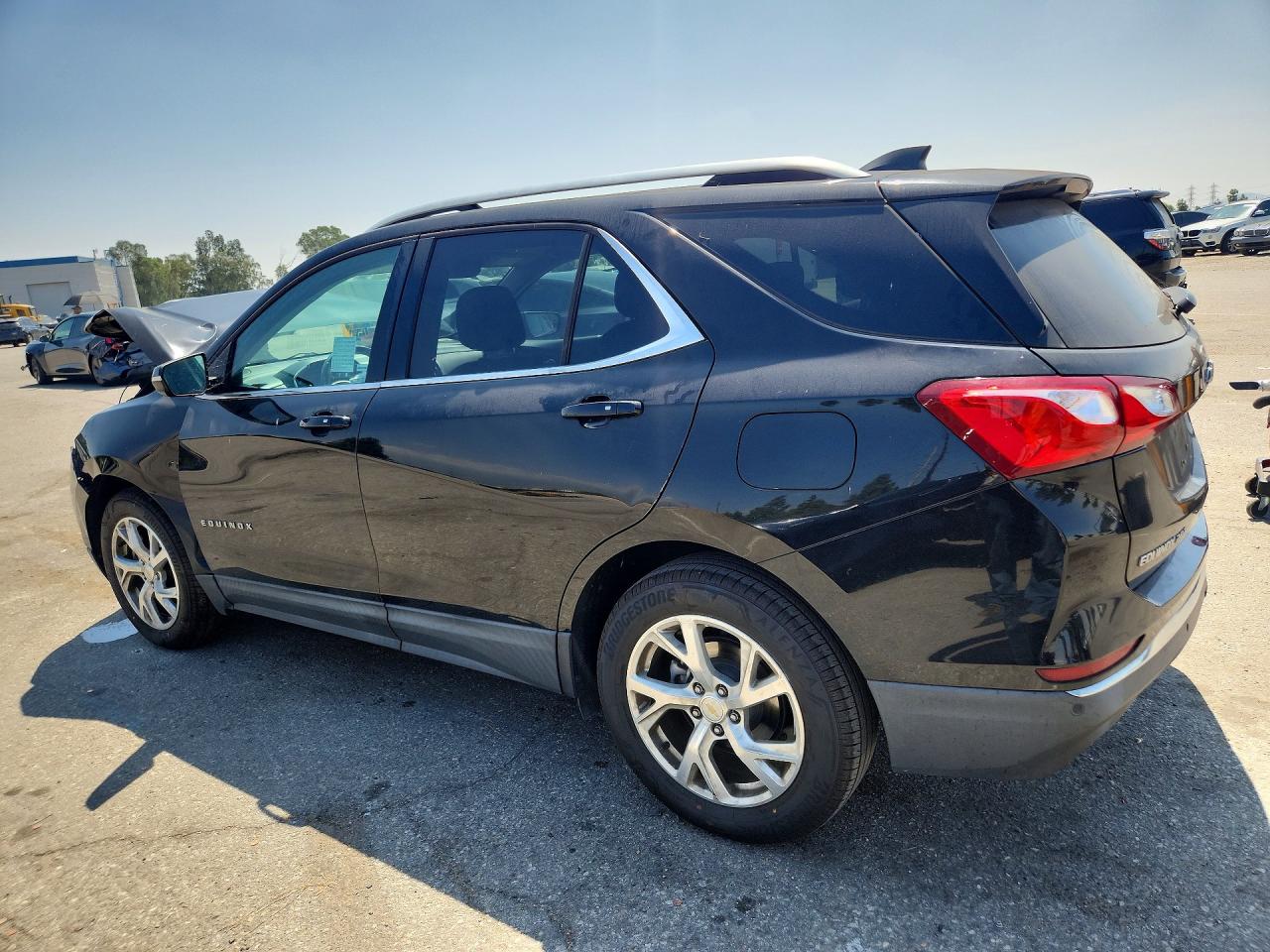 2019 CHEVROLET EQUINOX LT photo 3