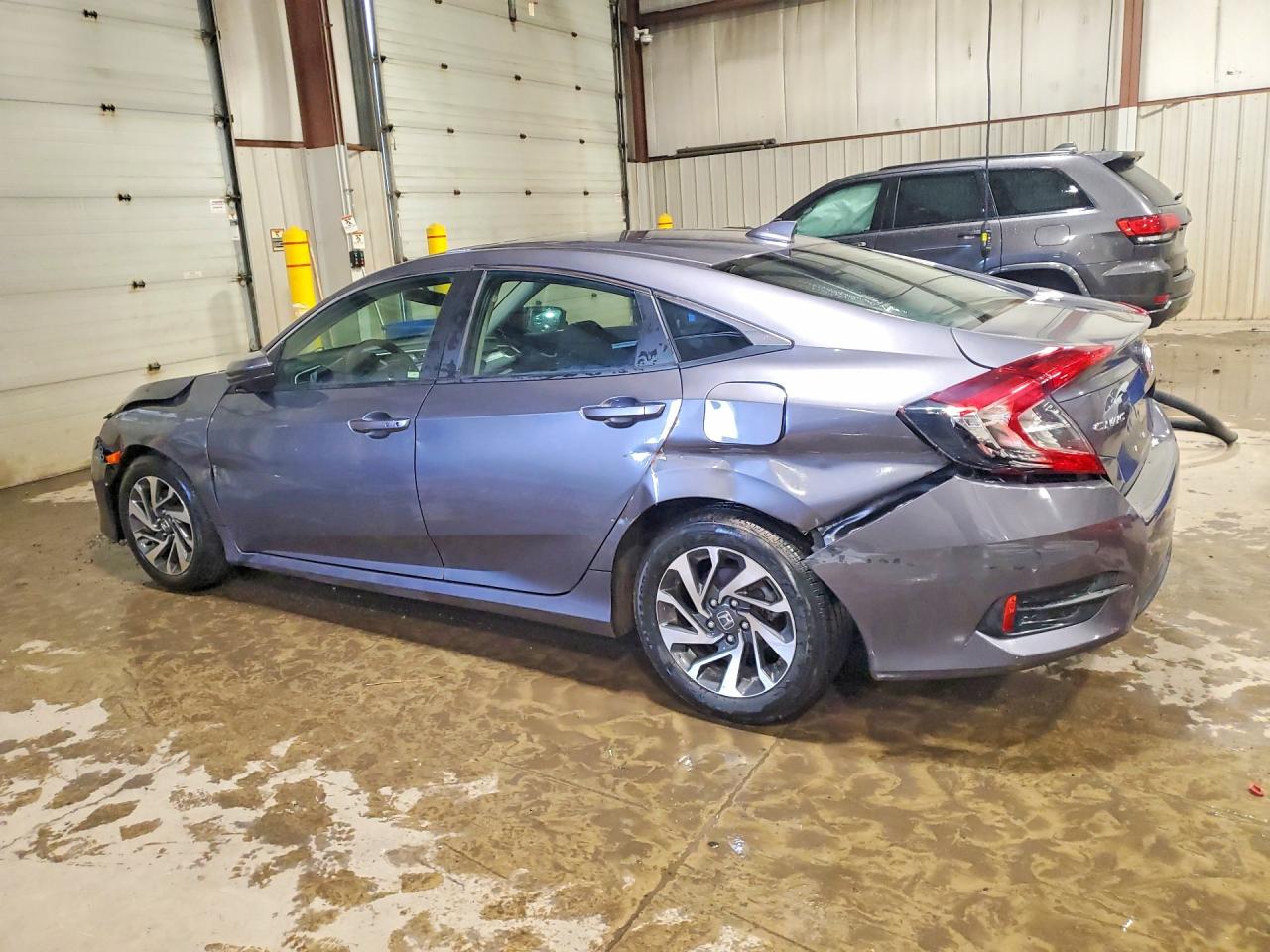 2017 HONDA CIVIC EX photo 3