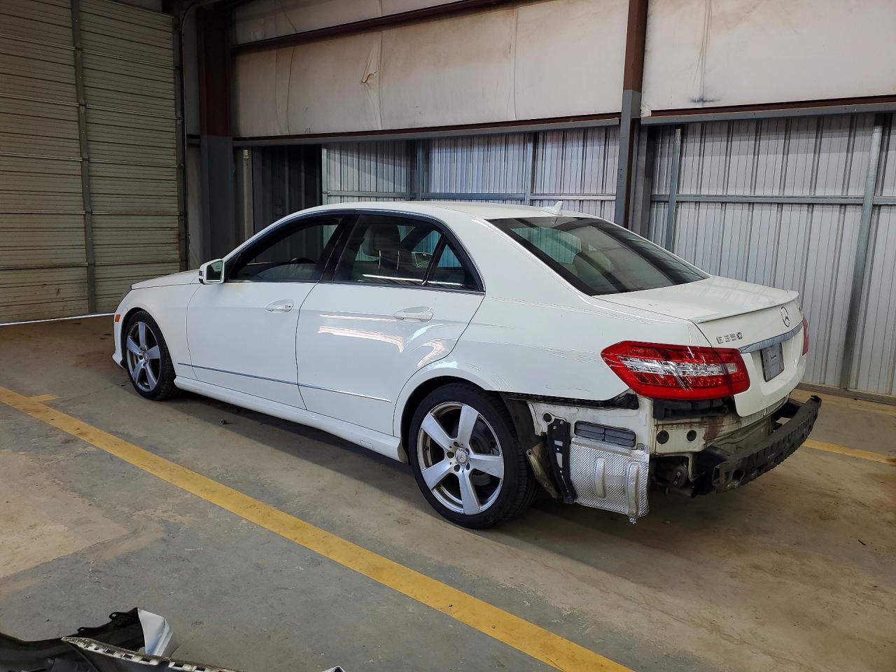 2011 MERCEDES-BENZ E 350 4MATIC photo 4