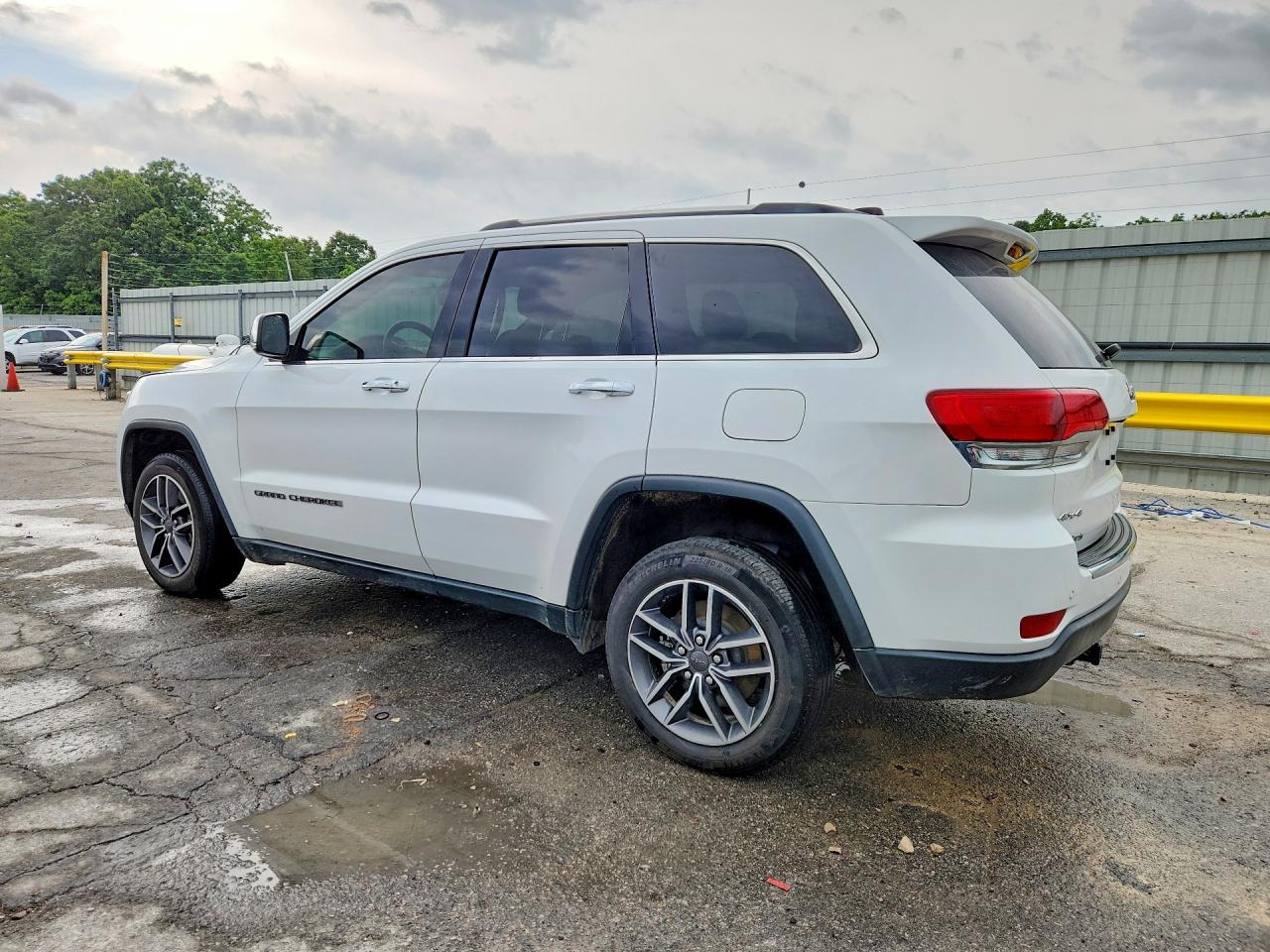 2019 JEEP GRAND CHEROKEE LIMITED photo 3