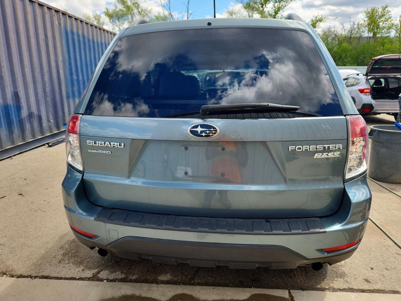 2013 SUBARU FORESTER 2.5X PREMIUM photo 11