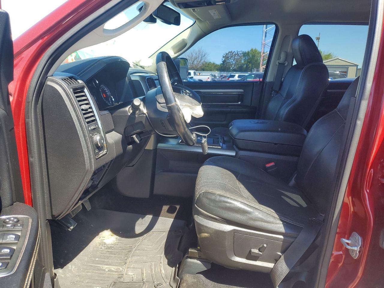 2013 RAM 1500 SPORT photo 19