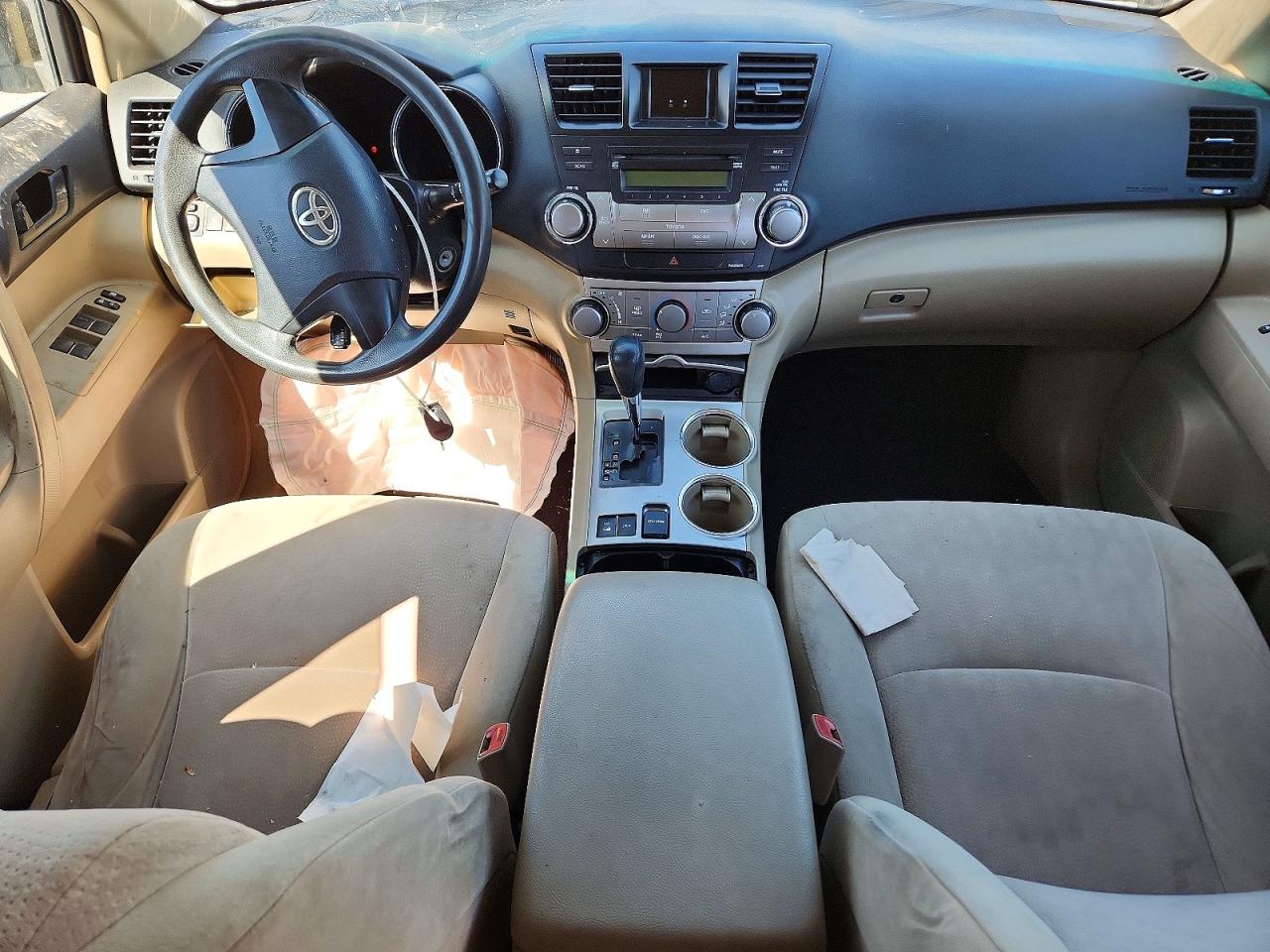 2011 TOYOTA HIGHLANDER BASE photo 22