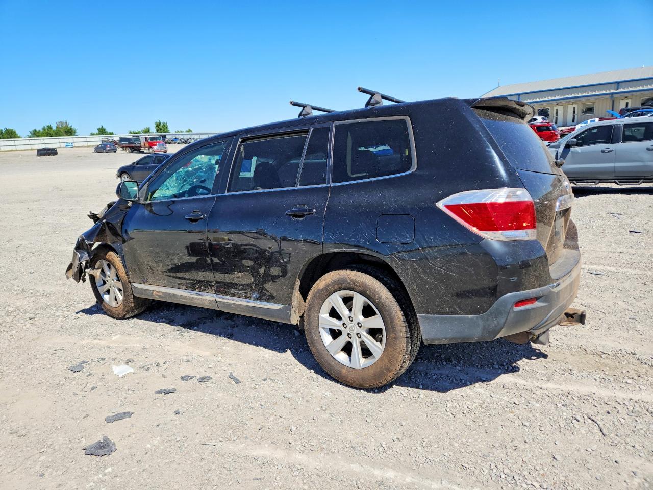2011 TOYOTA HIGHLANDER BASE photo 4