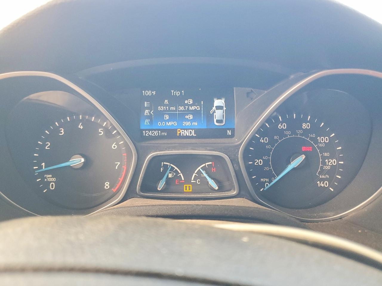 2017 FORD FOCUS SE photo 25