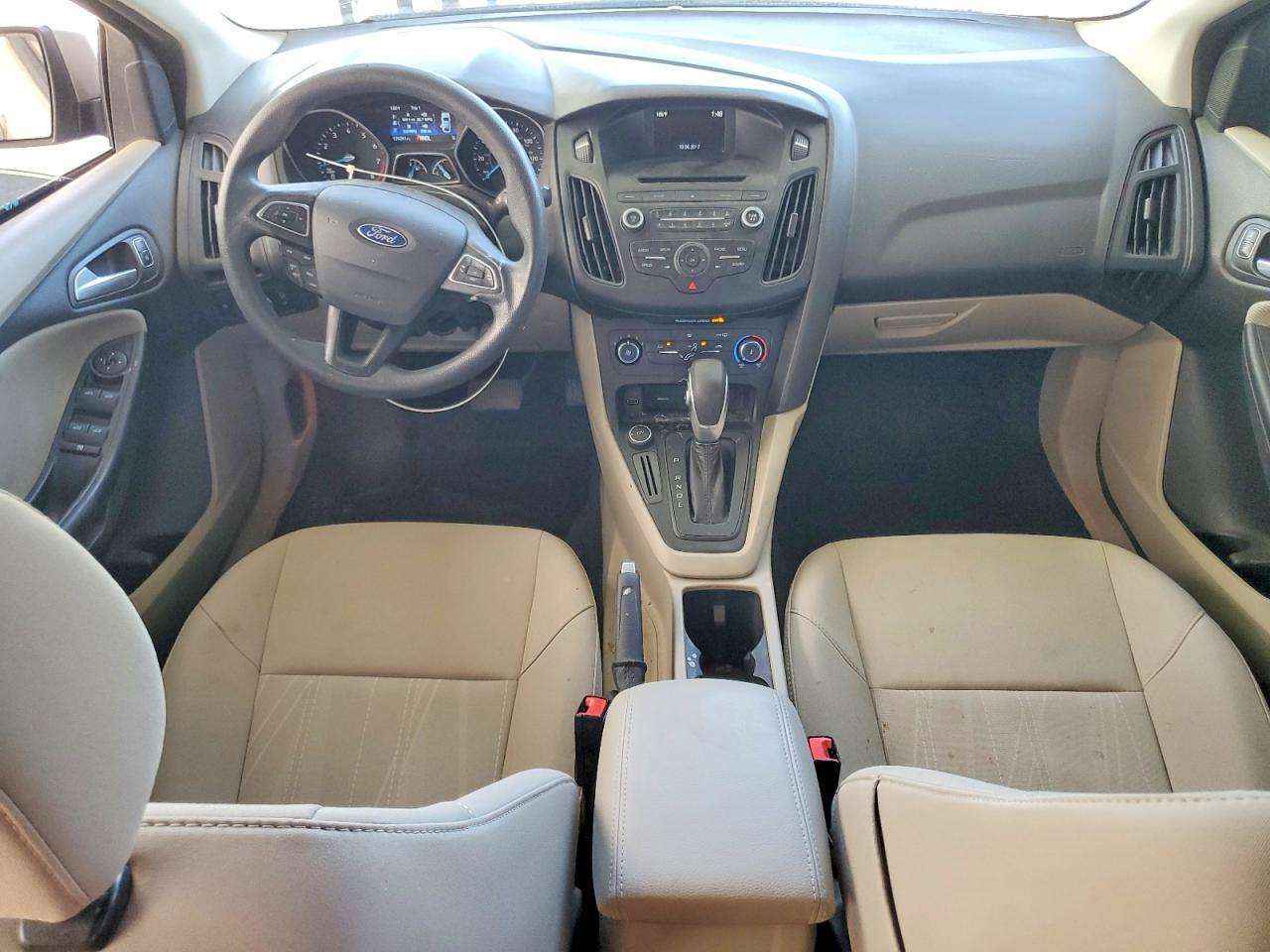 2017 FORD FOCUS SE photo 22